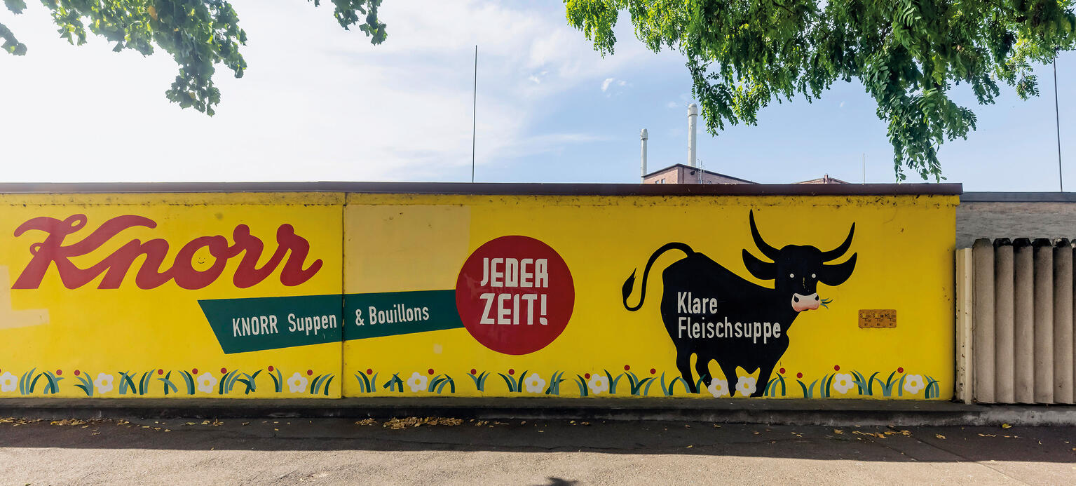 Alte Firmenwerbung auf dem Knorr-Gelände in Heilbronn