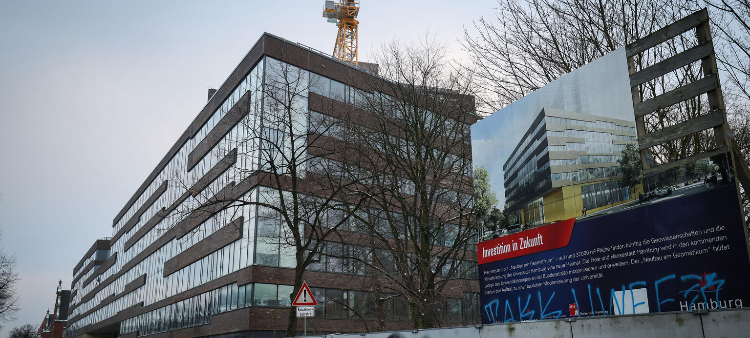 Die Baustelle des Neubaus 'Haus der Erde' am Geomatikum der Universität Hamburg.