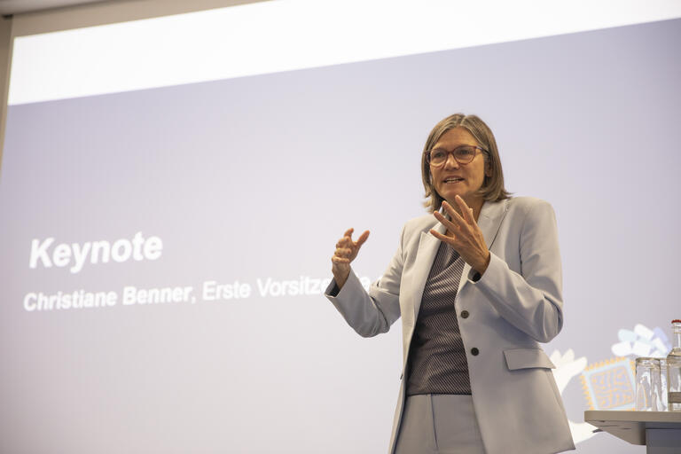 Christiane Benner bei der Engeneering-Tagung 2024